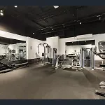 Tranquil 2Bd, Pool, Gym & Unbeatable Location