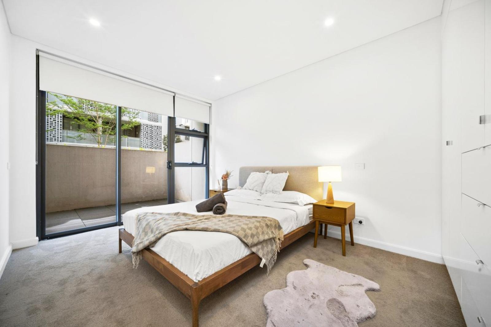 Tranquil 2bd, Pool, Gym & Unbeatable Location Apartment Sydney